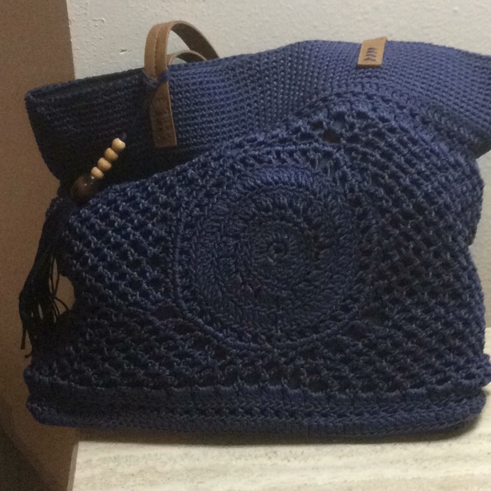 Navy crocheted tote 5” x 14” x 14”